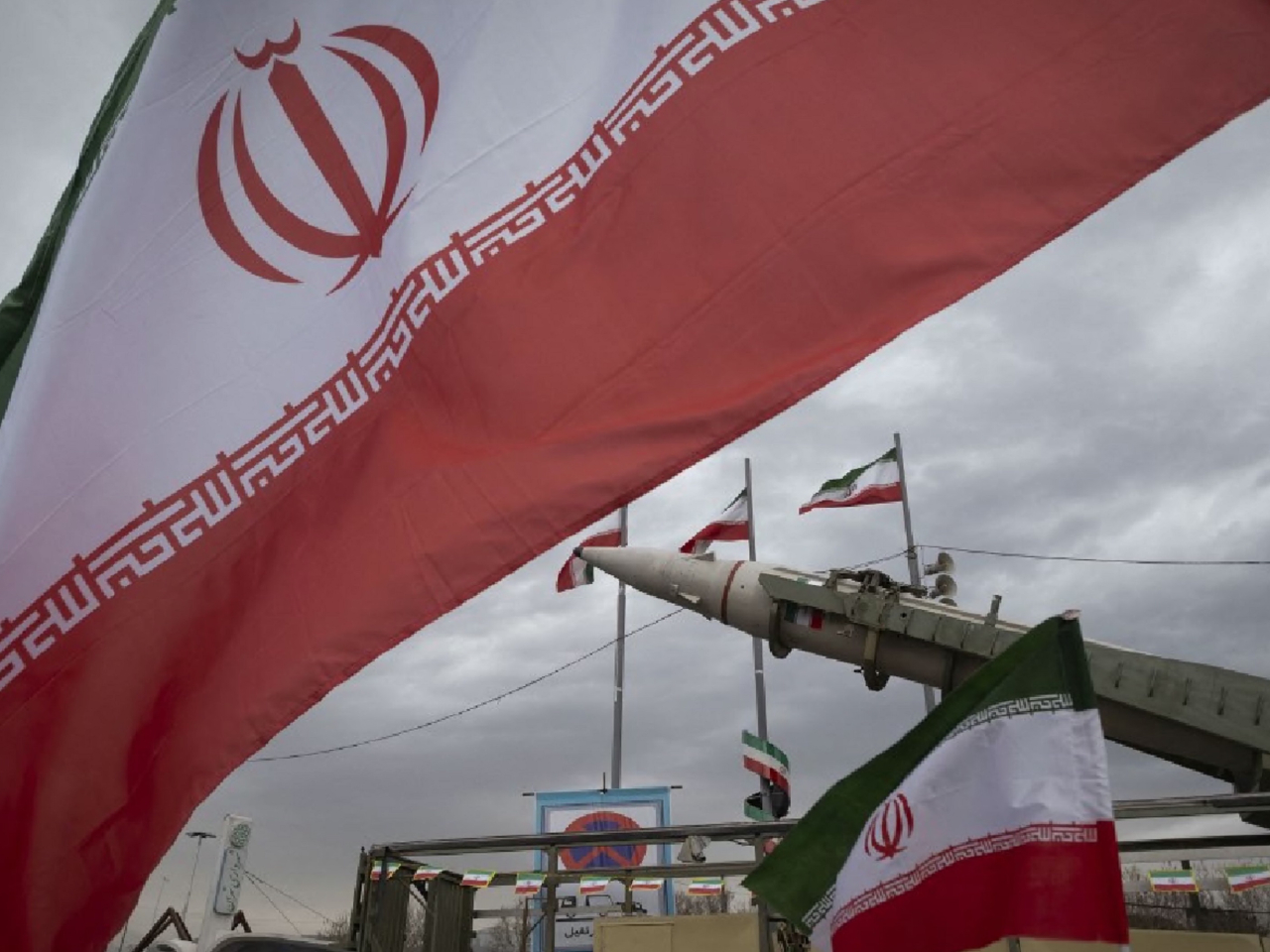 伊朗在戰事中運用大批無人機。（法新社資料圖片）