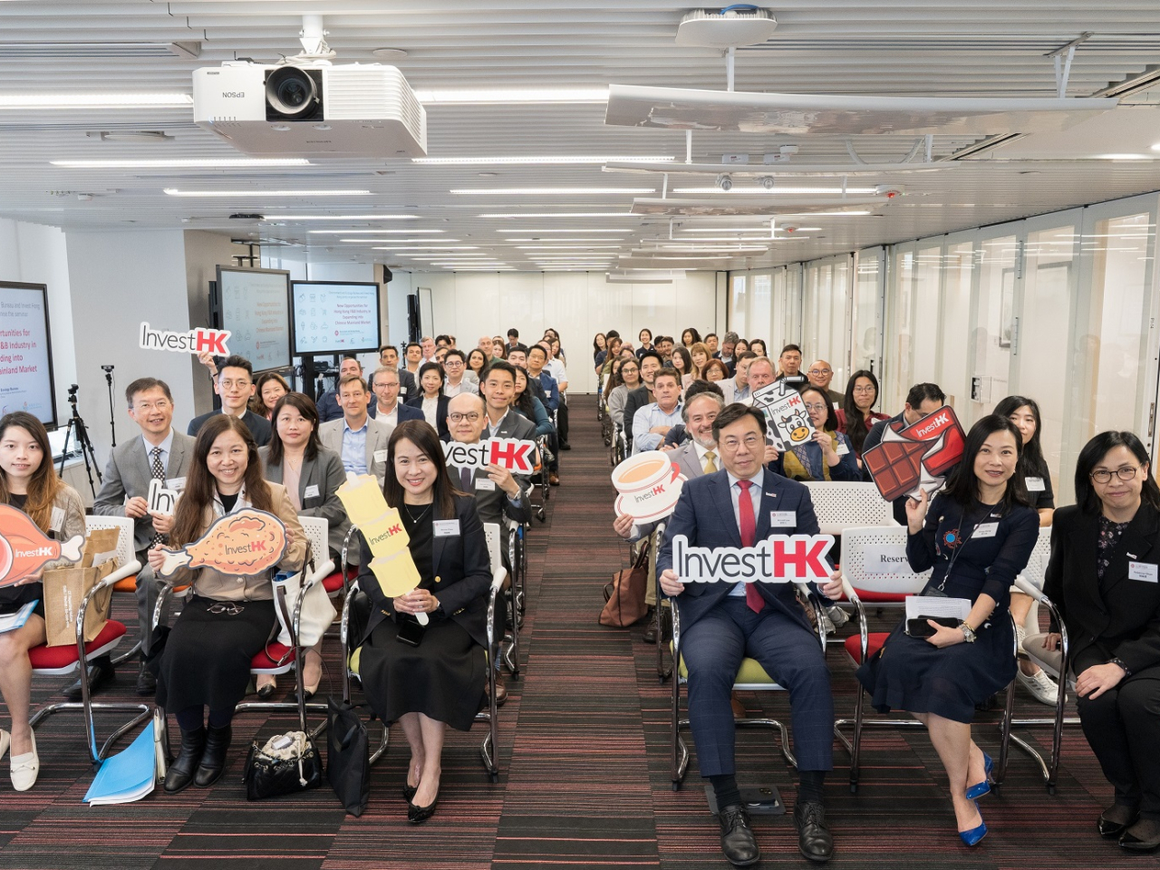 專題研討會協助業界掌握最新資訊和商機，近80名業界代表出席。（政府新聞處）