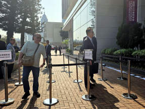 'Contractors knew mesh netting was substandard'