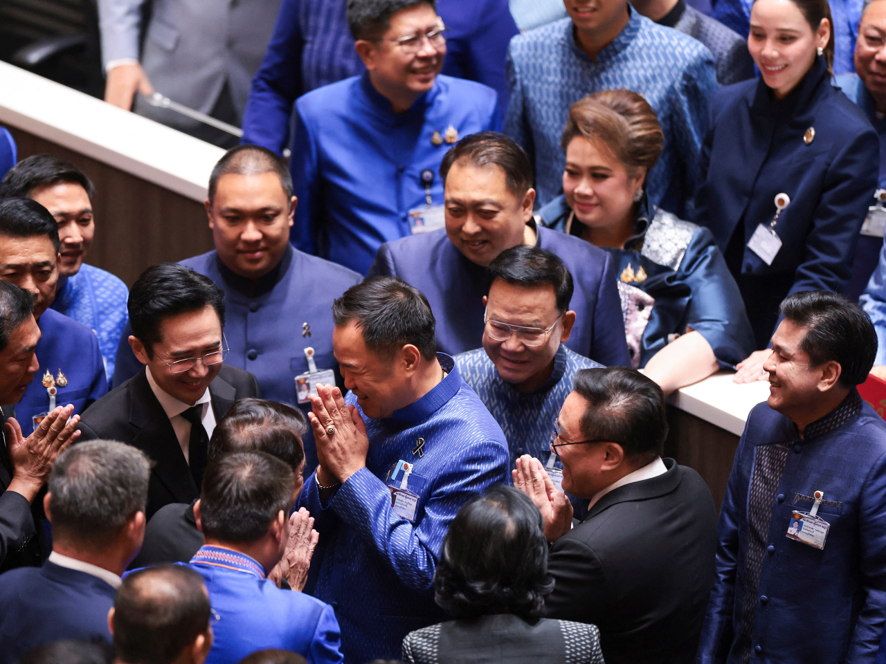 Anutin Charnvirakul thanks his party's lawmakers after winning the vote to be prime minister of Thailand. Photo: Reuters