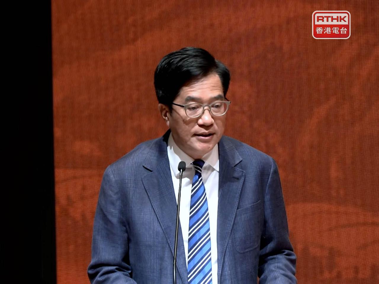 黃偉綸指，國家「十五五」規劃提出支持香港建設中外文化藝術交流中心，特區政府會不遺餘力做好這方面的工作。（廖漢榮攝）