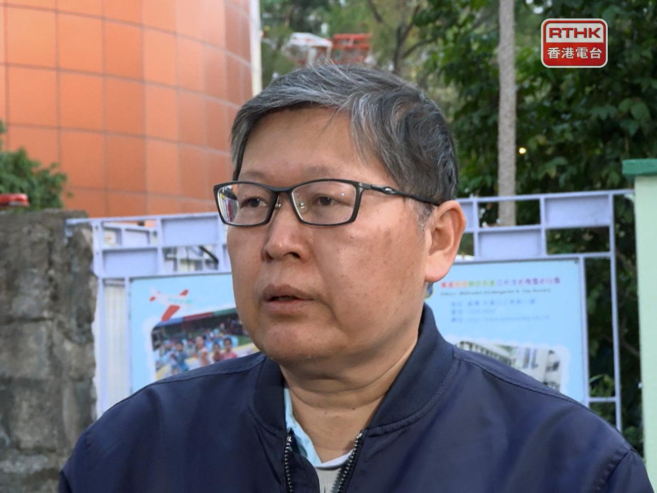 Chau Sze-kit says metal fatigue checks on tower cranes are only made before they leave the factory. File photo: RTHK