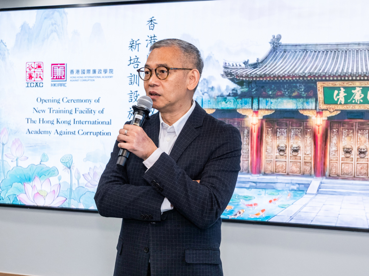 胡英明表示，廉署積極走訪內地科技企業和中心，將先進技術和經驗帶回香港。（廉政公署）