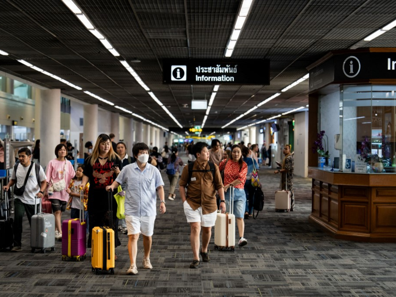 泰國政府計劃把旅客免簽證逗留期限，由現時60日縮減一半至30日。（法新社資料圖片）