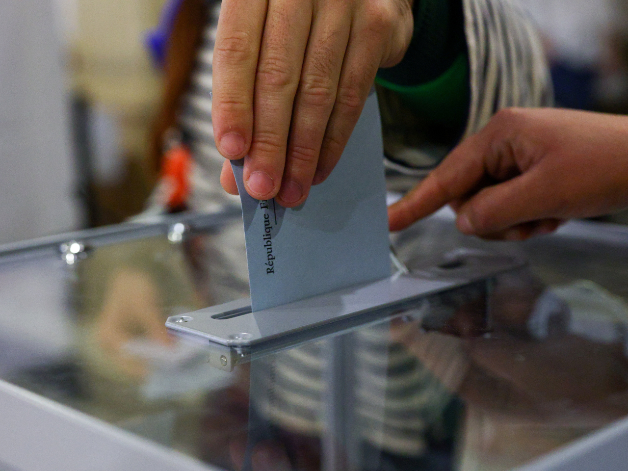 法國舉行地方選舉第二輪投票。（路透社）