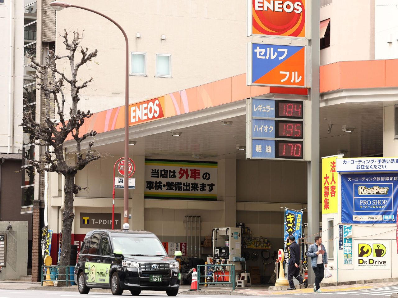 日本2月包括石油產品但不包括新鮮食品價格的核心CPI，按年升1.6%，低過市場預期的1.7%。（新華社資料圖片）