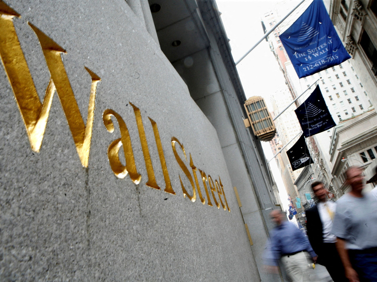 美股初段下跌，道指再度失守46000點關口。（路透社）