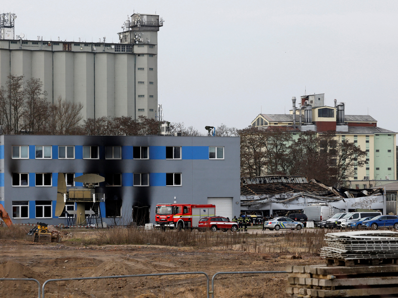 事發在上周五，捷克軍工企業LPP的廠房和行政大樓懷疑被人縱火。（路透社資料圖片）
