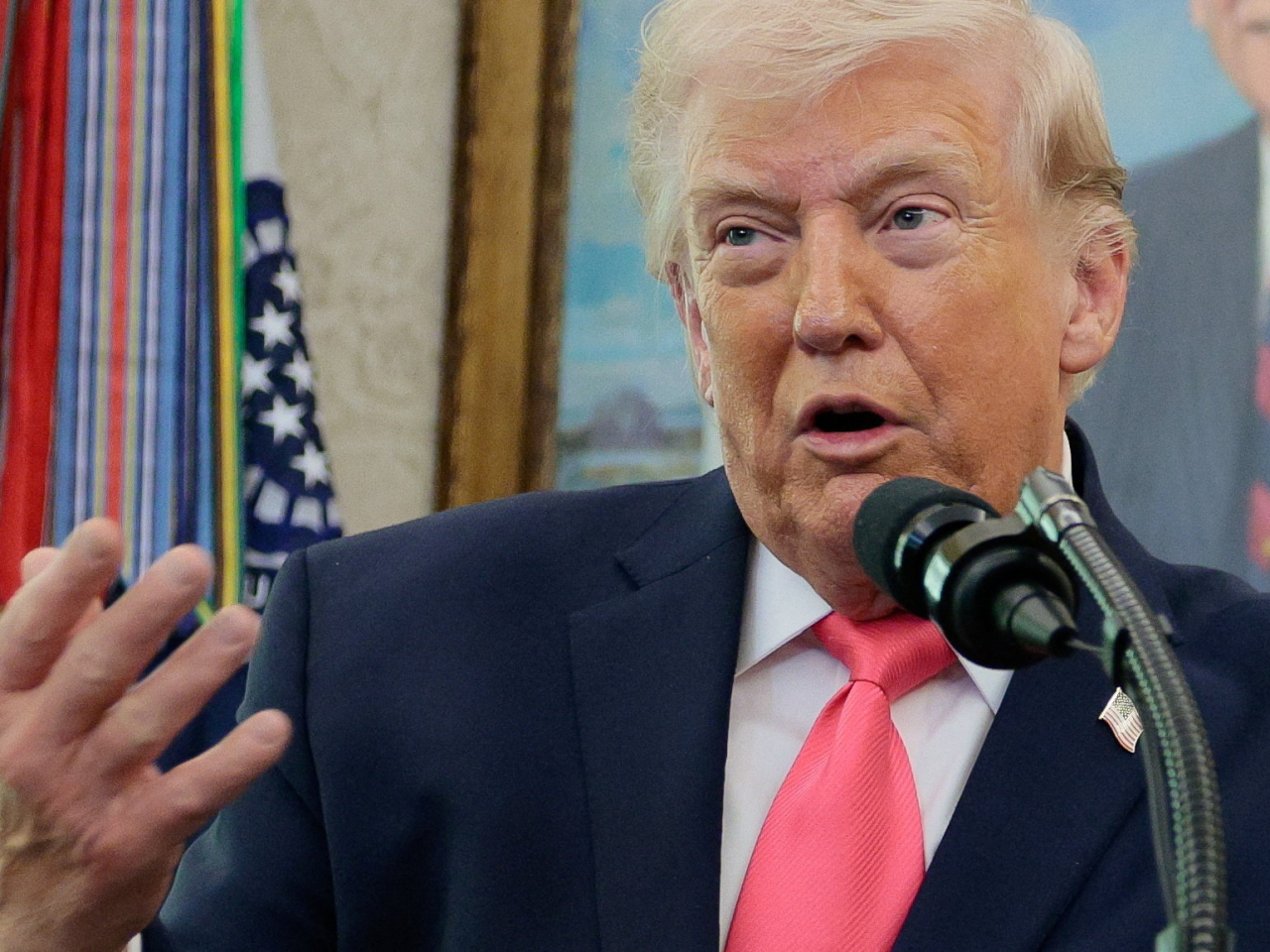 特朗普說，伊朗明確同意永遠放棄擁有核武，伊朗也在能源領域作出重大讓步，但沒有透露更多細節。（路透社資料圖片）