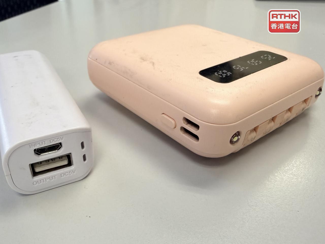 國際民航組織新規定乘客最多攜帶兩個流動充電器。（港台圖片）