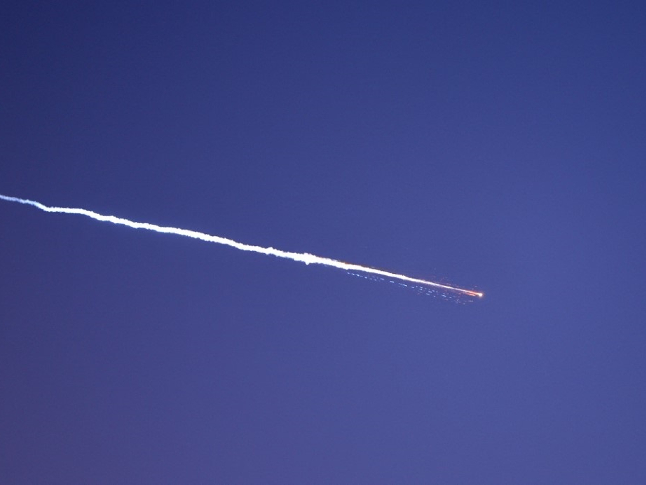 以色列持續受導彈襲擊。（法新社）