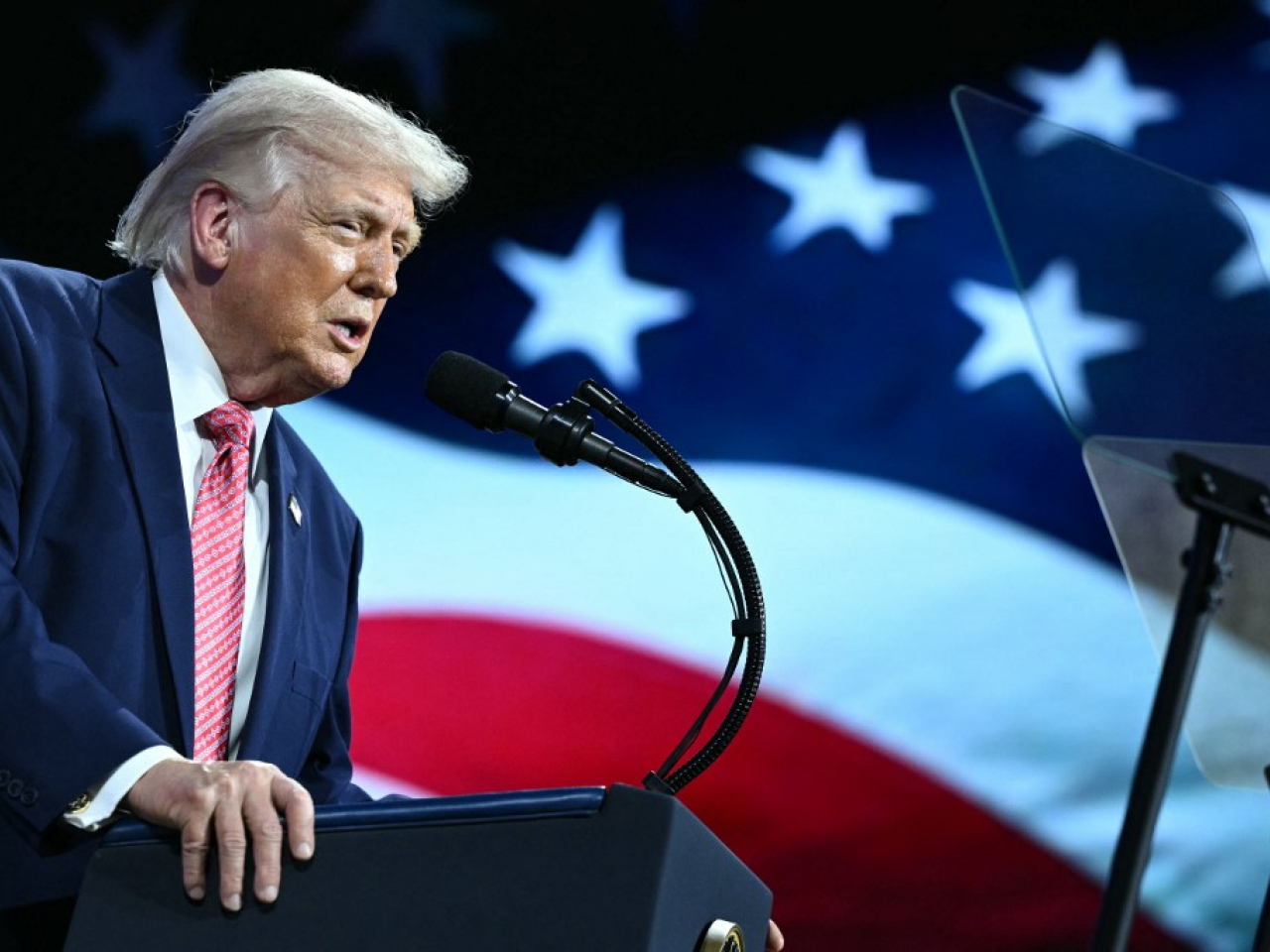 特朗普揚言如果美伊無法達成協議，或霍爾木茲海峽未能恢復通航，美方將摧毀伊朗發電廠、油井等。（法新社資料圖片）