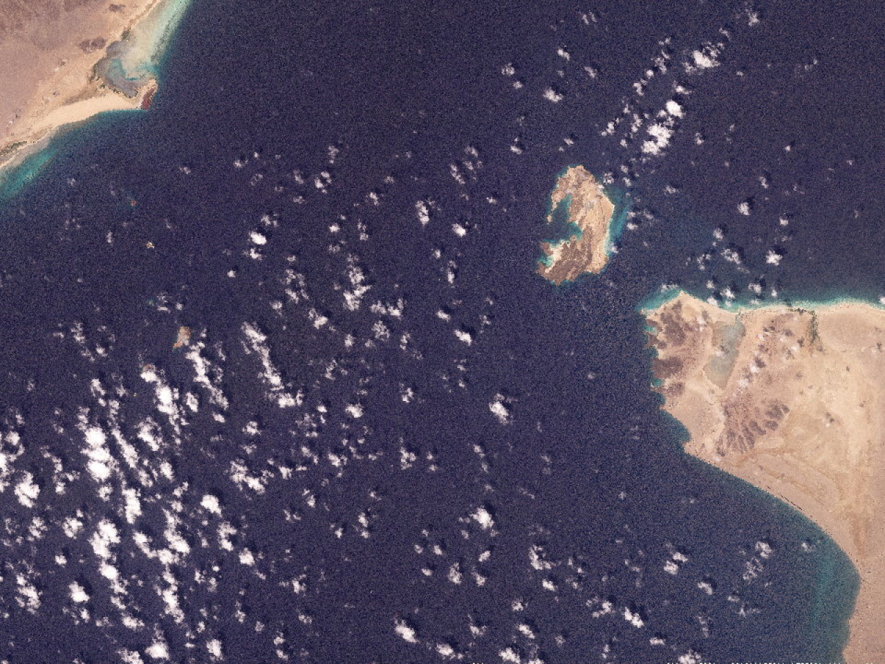 也門對開的曼德海峽是國際能源又一重要航道出口。(路透社資料圖片)