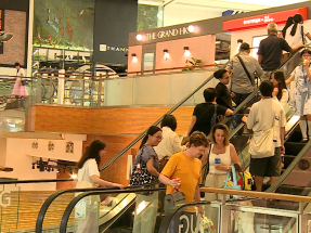 本港2月份零售業總銷貨價值350億元　按年升19.3%