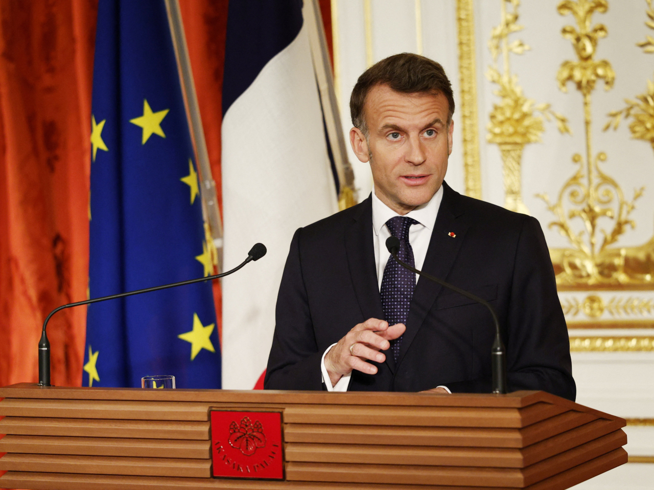 馬克龍重申，法國不會參與美國和以色列對伊朗的軍事行動。（路透社）