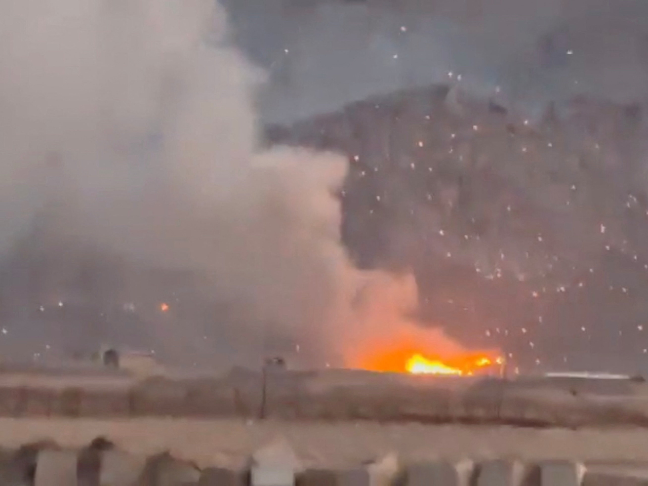 德黑蘭說美國與以色列需做好準備，迎接伊朗更猛烈、範圍更廣、破壞性更強的打擊。（路透社）