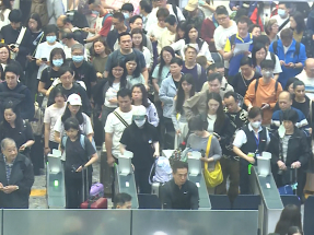 Locals make most of extra long holiday break