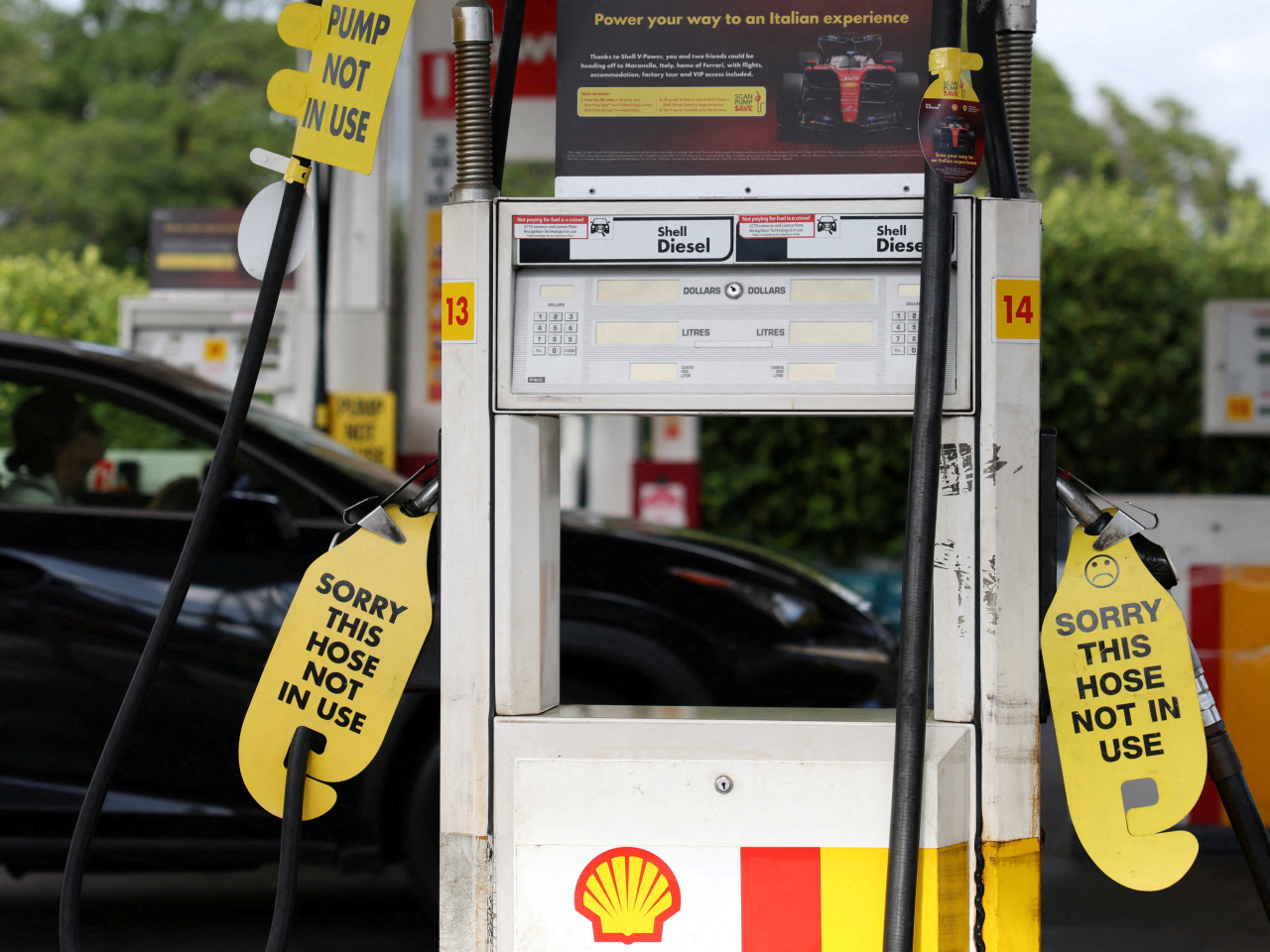 A petrol station runs out of fuel in Sydney. File photo: Reuters