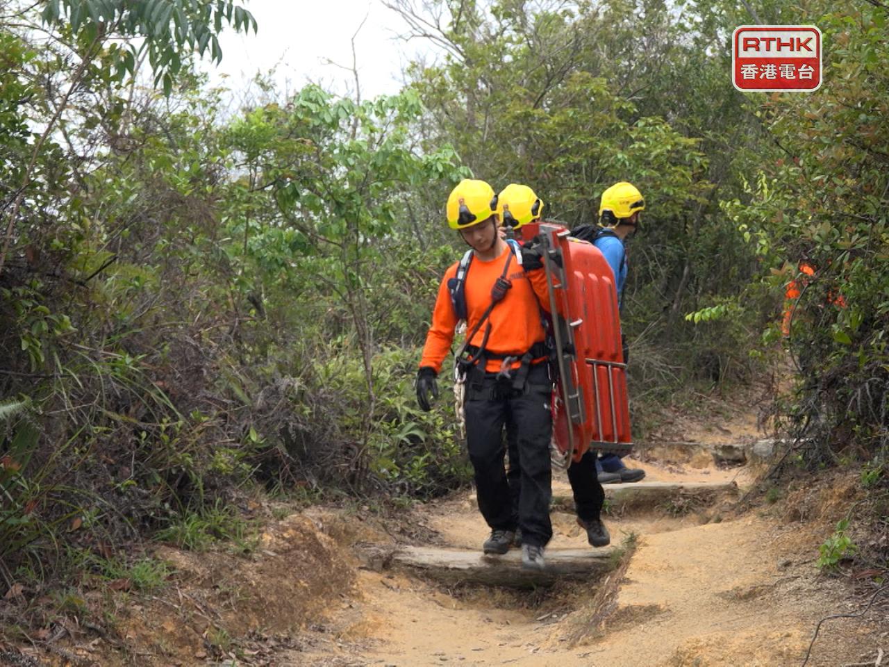 搜救人員連日搜索失蹤男子。（梁禎祥攝）