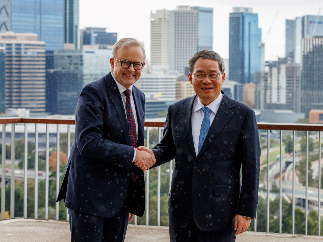 李強表示，中澳應當把準兩國關係的正確方向，努力營造和維護良好氛圍，鞏固雙邊關係與合作向好勢頭。（法新社資料圖片）