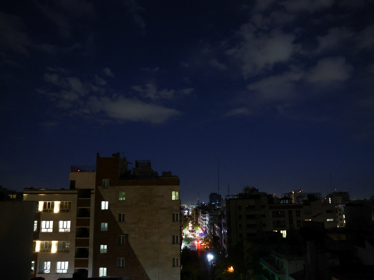 特朗普要求伊朗在美國東部時間星期二晚上8時前達成協議的期限臨近。圖為伊朗首都德黑蘭。（路透社）