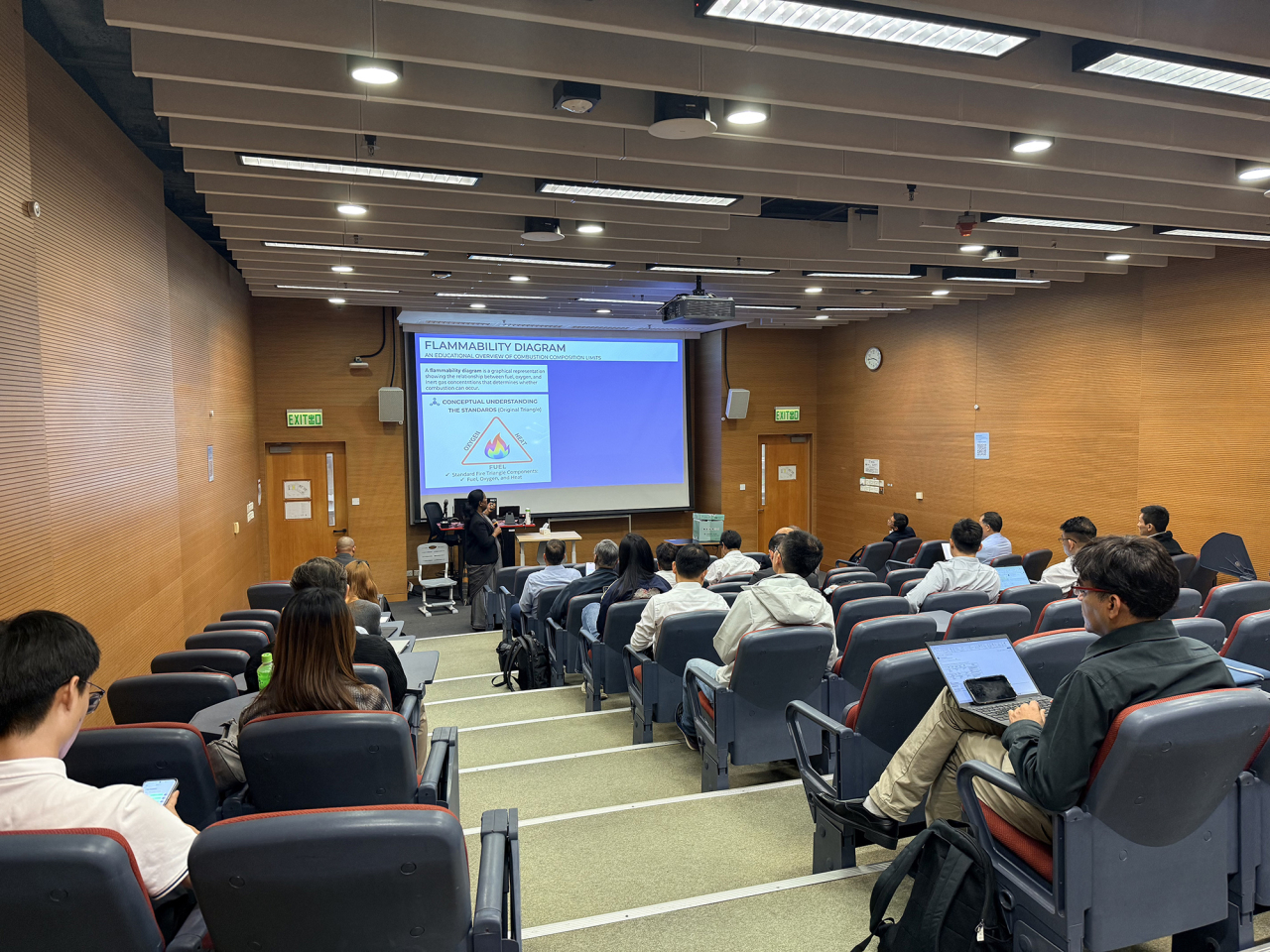 課程今日起在香港理工大學舉行。（政府新聞處）