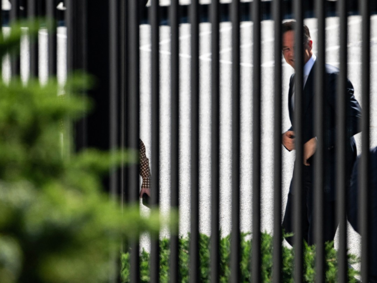 北約秘書長呂特抵達白宮與特朗普會談。（法新社）