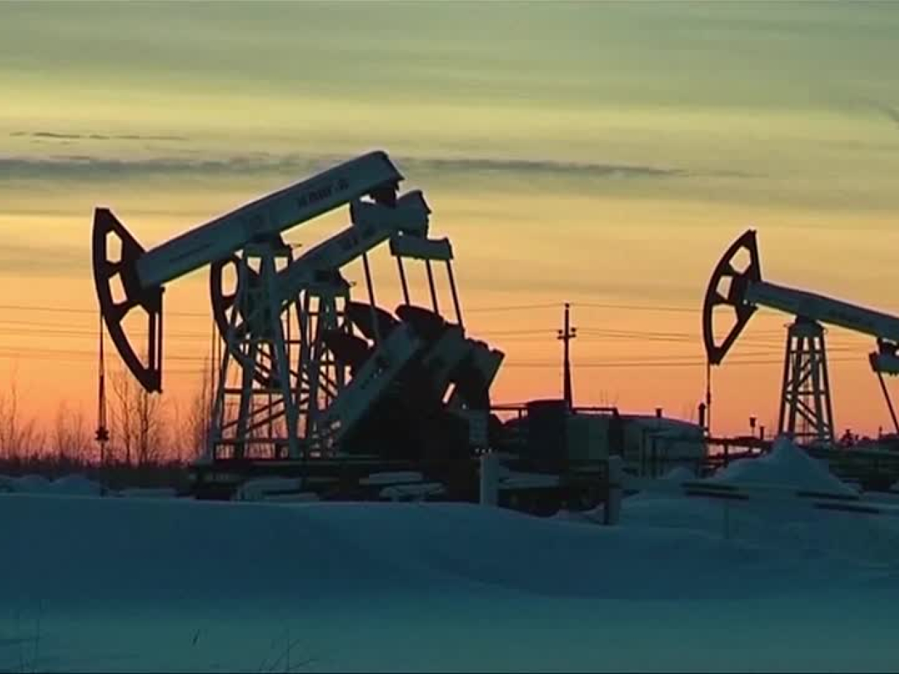 The most widely traded oil contracts have fallen some 15 percent to around US$95 a barrel. File photo: Reuters