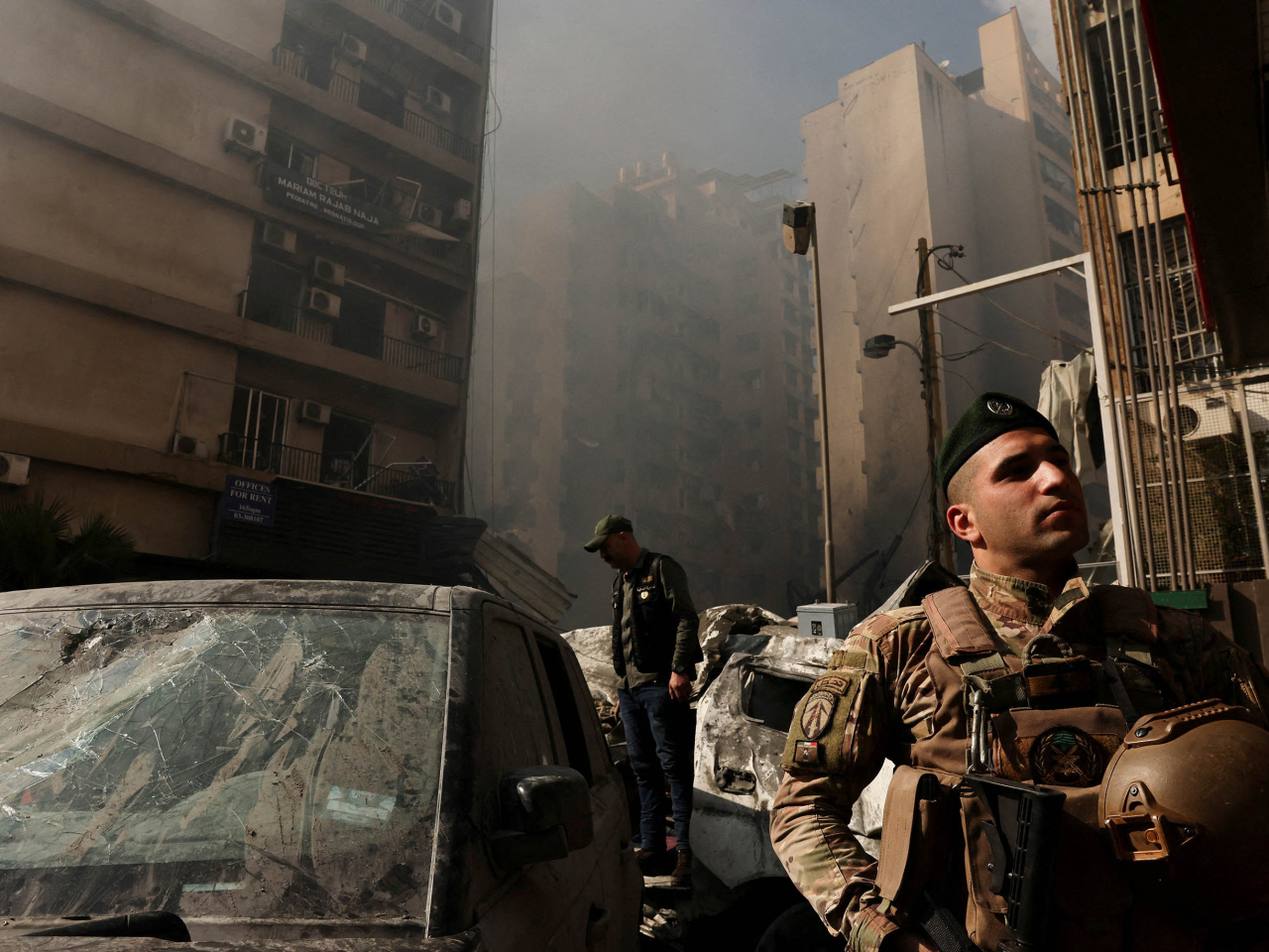 以色列在當地星期三大規模空襲黎巴嫩。（路透社）