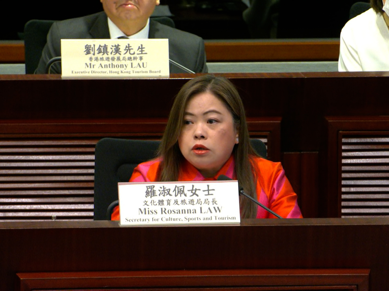 羅淑佩表示，當局期望今年過夜旅客的日數和消費不會減少，能保持一直以來的成績。