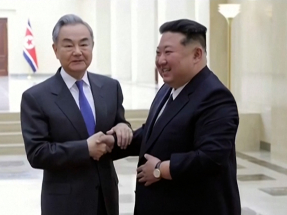 金正恩稱堅定支持中方維護國家主權　王毅稱中朝應進一步加強協調