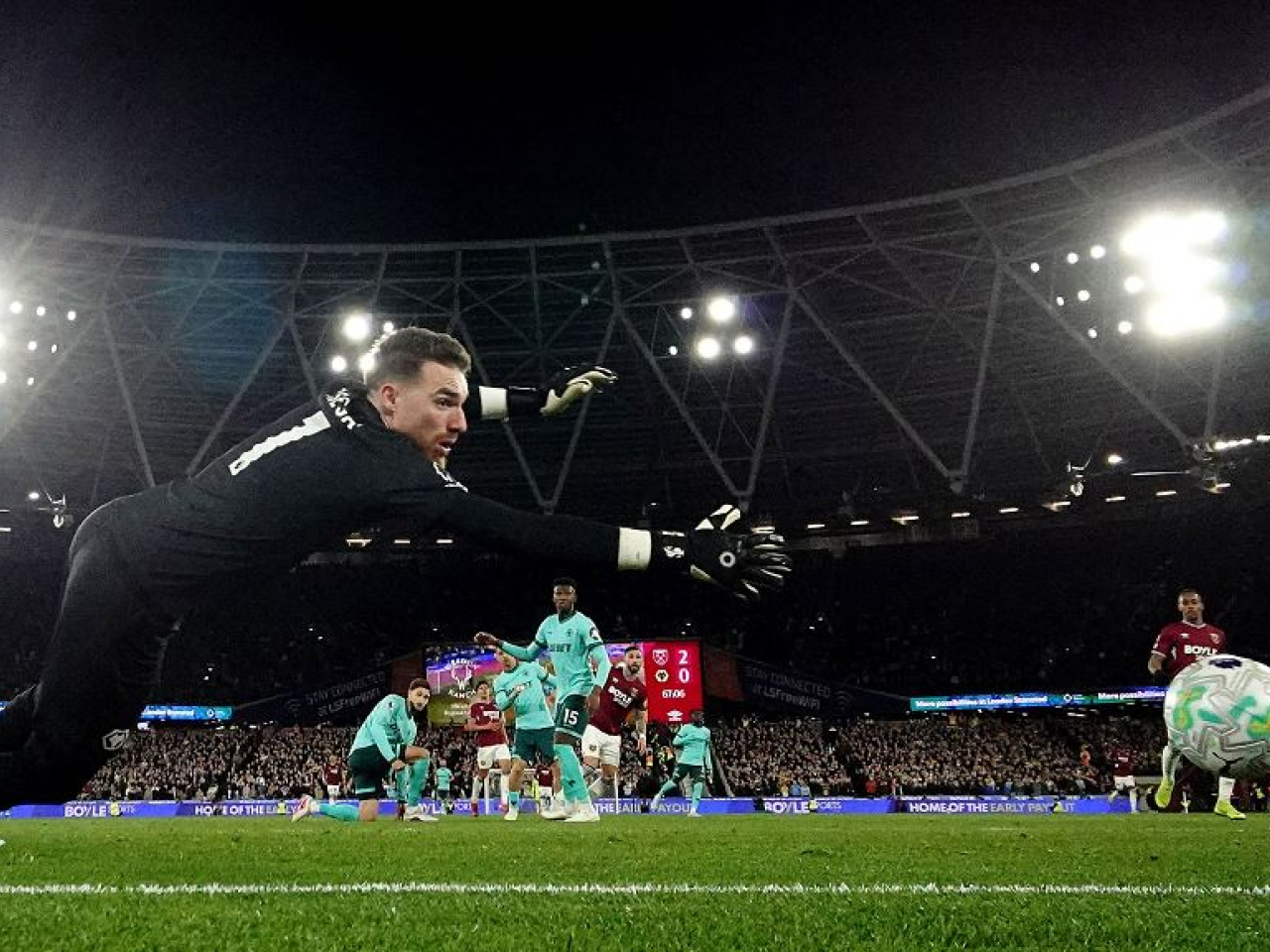 Wolves get that sinking feeling as Valentin Castellanos gets West Ham's third. Photo: Reuters