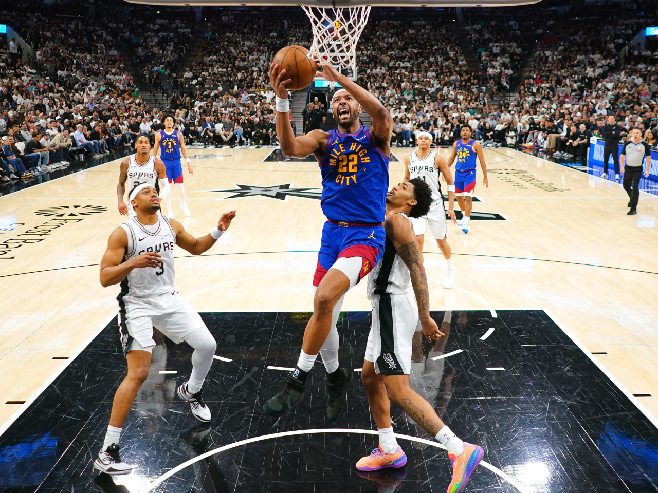 The Denver Nuggets held off the San Antonio Spurs in their final game of the regular season. Photo: Reuters