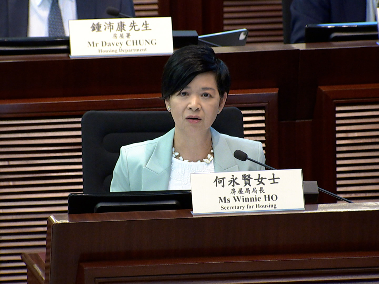 何永賢說，會著力研究例如能否透過獨立電腦系統，隨機抽樣巡查樓層等，減少人為決定。