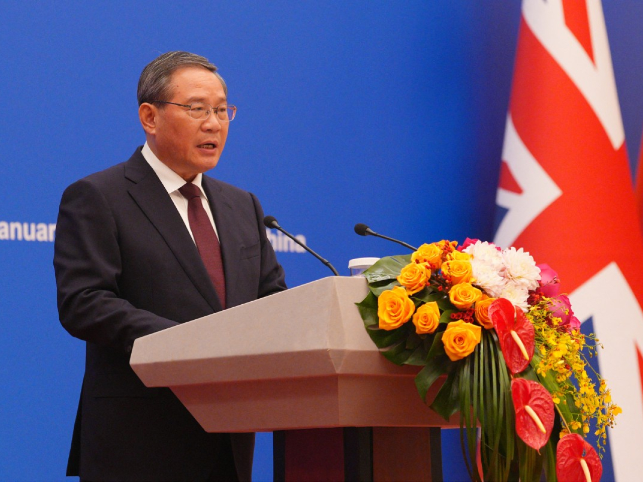 李強簽署國務院令，公佈《反外國不當域外管轄條例》。(法新社資料圖片)