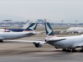 國泰建議減少公司股本帳的貸款結餘約69.7億元，產生款項將視為可供分派儲備。（港台圖片）