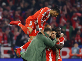 Bayern sink Real late to reach Champions League semis