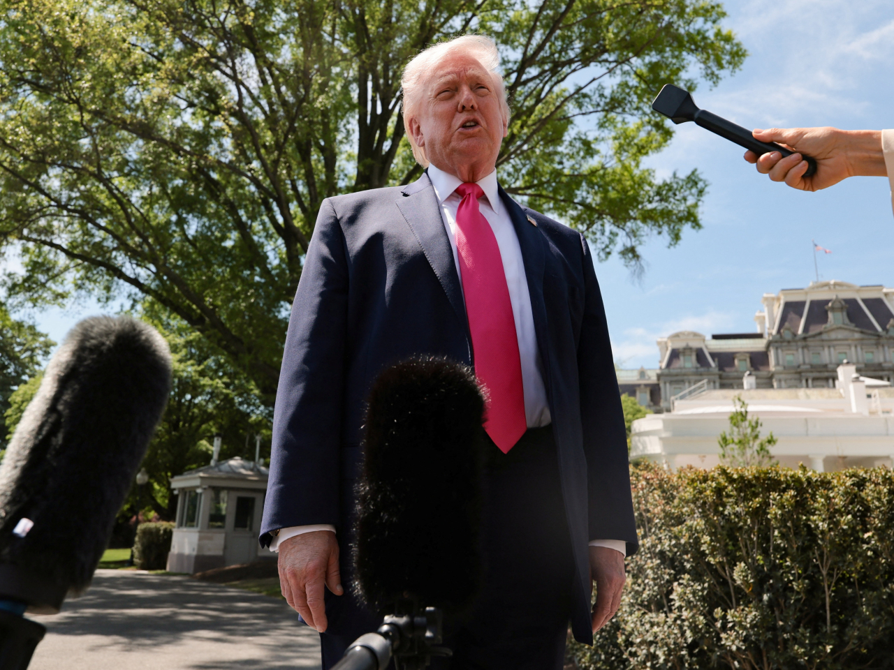 特朗普說，如果美伊雙方協議在巴基斯坦伊斯蘭堡簽署，他可能會前往。（路透社）