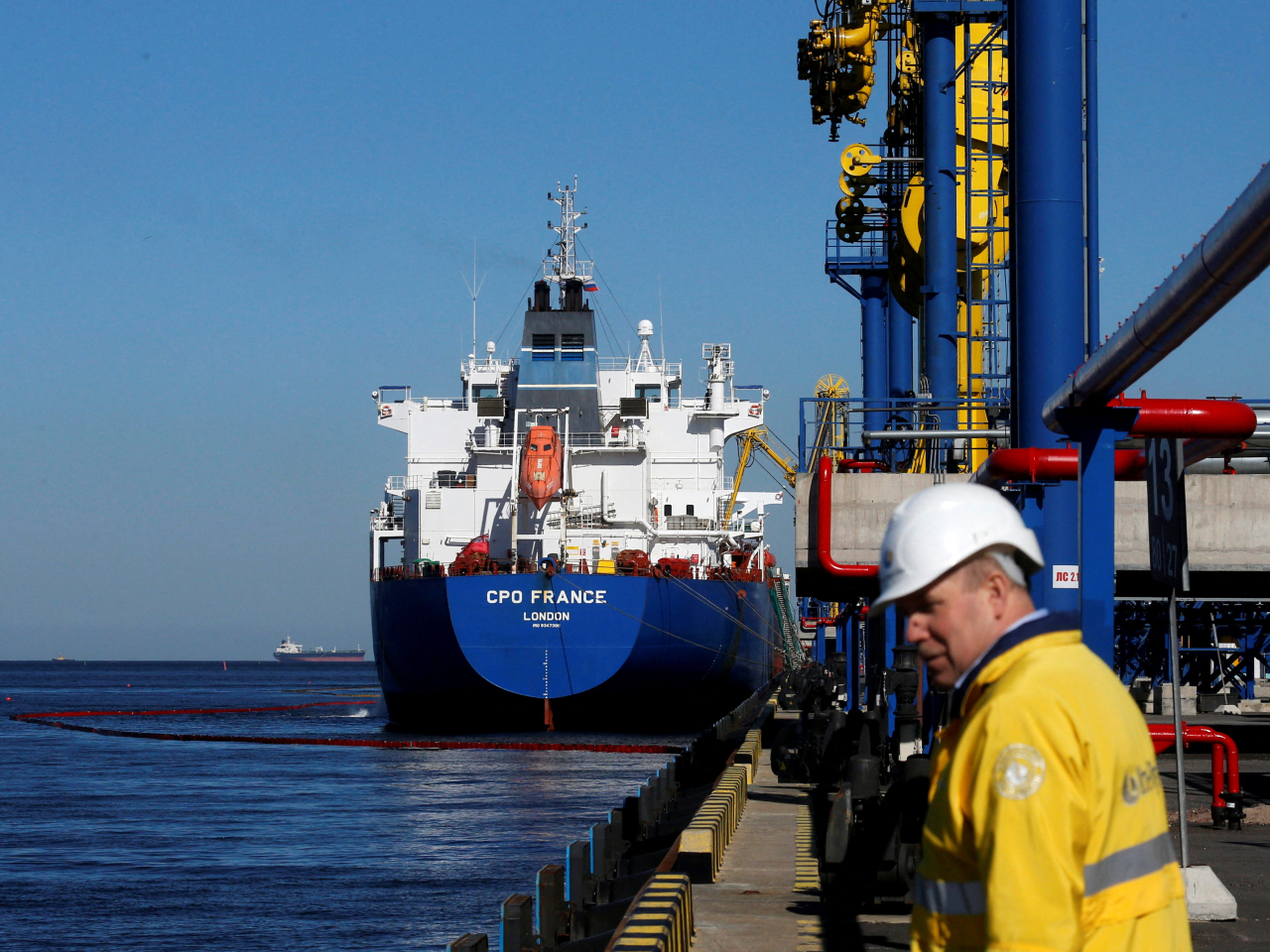 The US waiver allows the purchase of Russian oil and petroleum products loaded on vessels from Friday through to May 16. File photo: Reuters