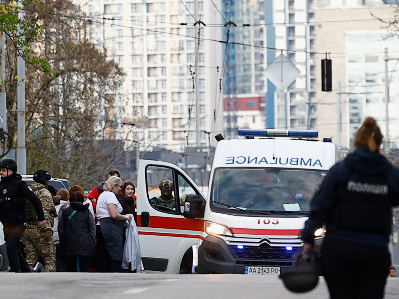 案發在當地星期六，一名男子在基輔街頭開槍，造成多人傷亡。（路透社）