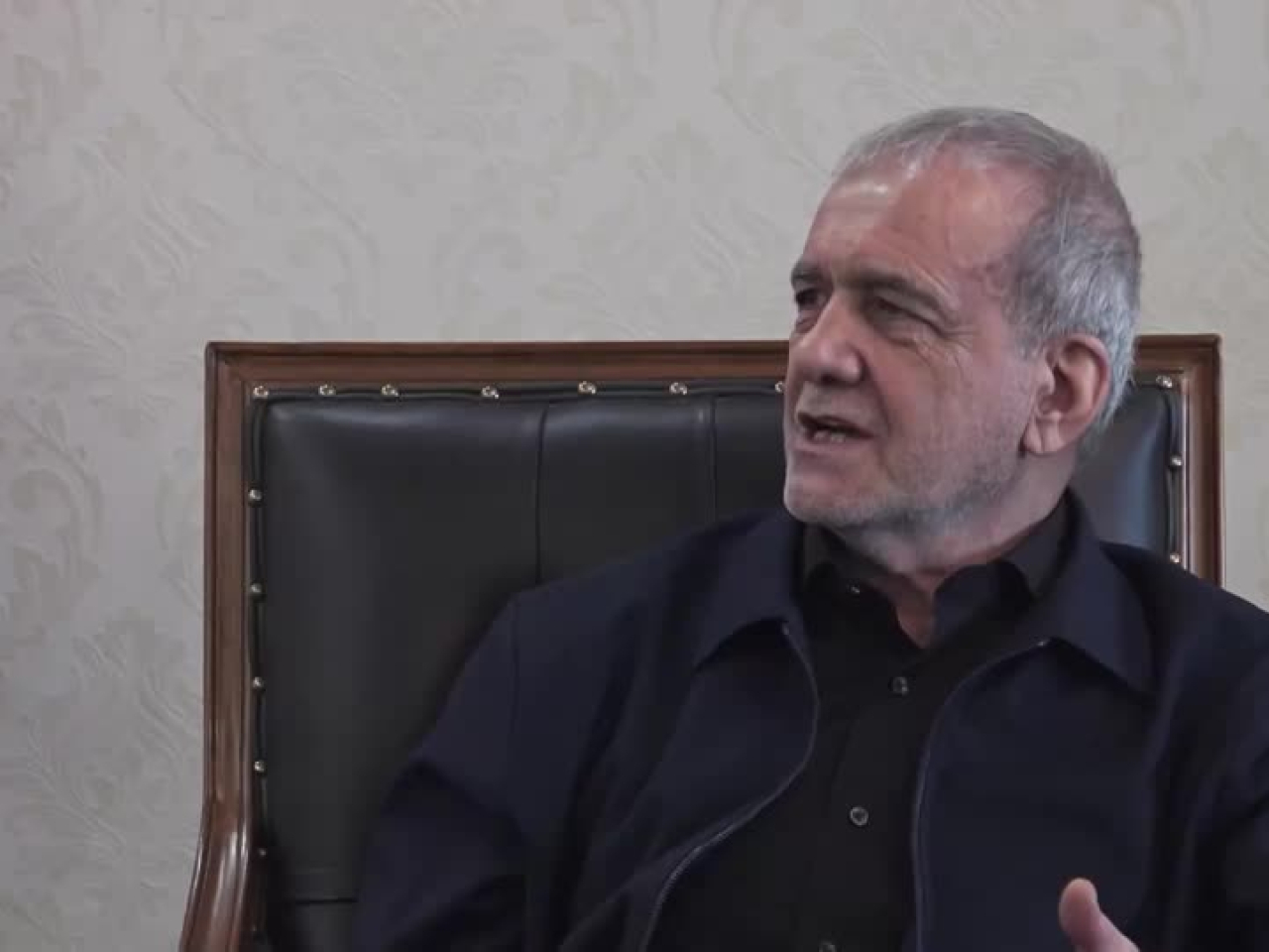 佩澤希齊揚（圖）指特朗普無說明伊朗犯了甚麼罪，質疑對方是否有資格剝奪一國的權利。（路透社資料圖片）