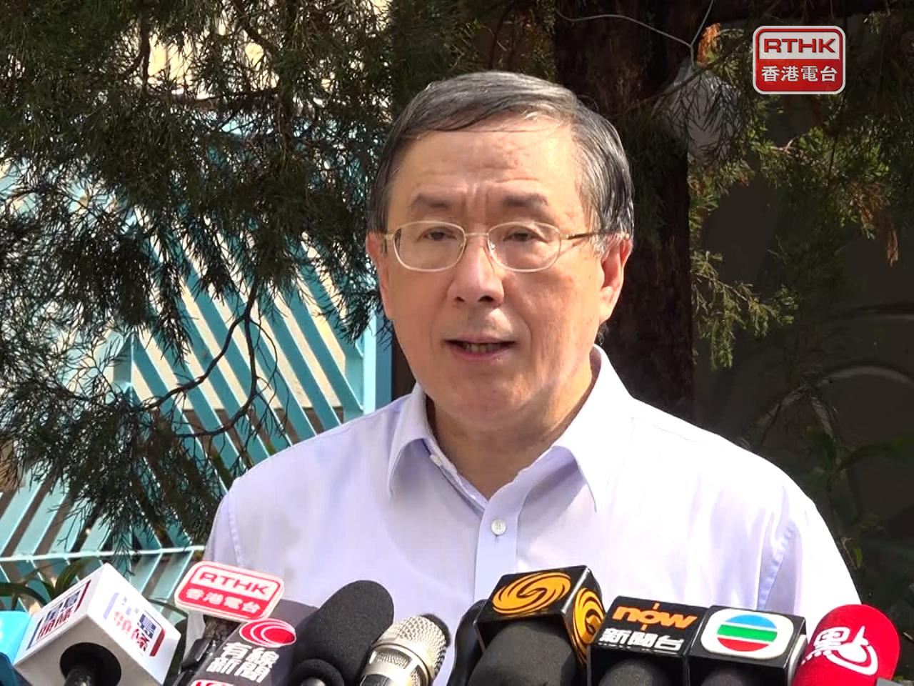 Warner Cheuk says 78 households signed up for the trip back to their former Wang Fuk Court homes on the first day. Photo: RTHK