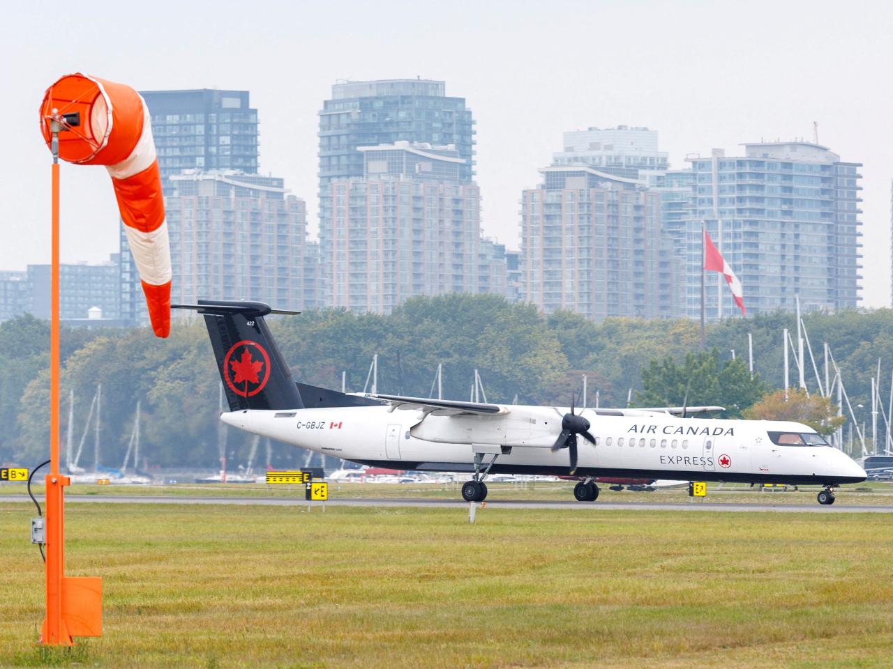加拿大表示，增加對華客運和貨運航班是朝著貿易多元化目標邁出的積極一步。（路透社資料圖片）
