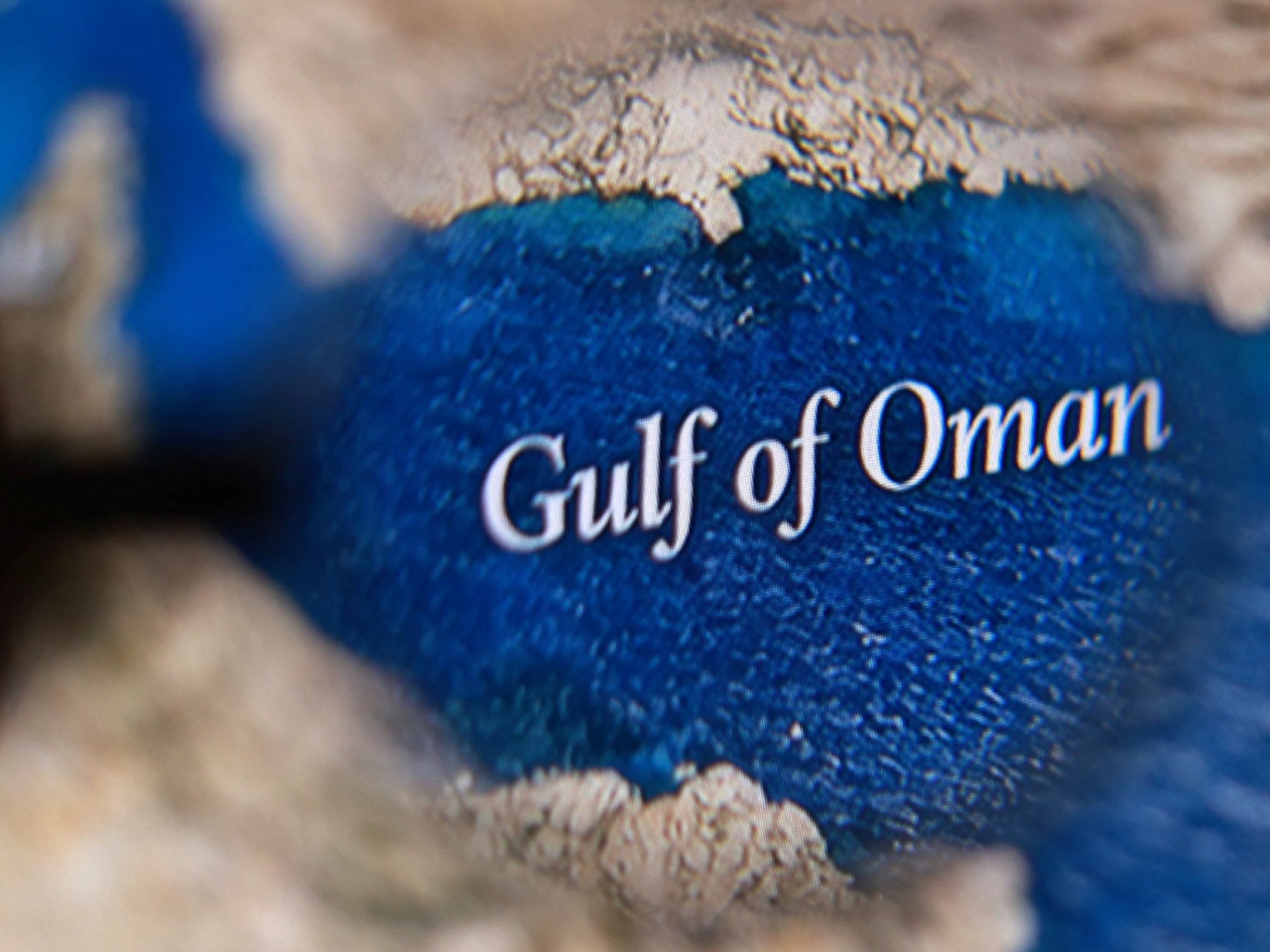 伊朗強烈譴責美軍於過去的星期日在阿曼灣襲擊伊朗貨船。（路透社資料圖片）