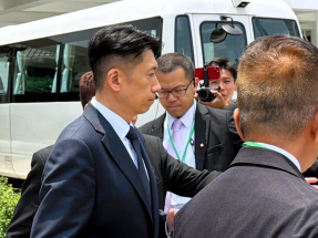 消防稱大火後已檢討　如投訴或查詢找不到合適部門會由副處長處理