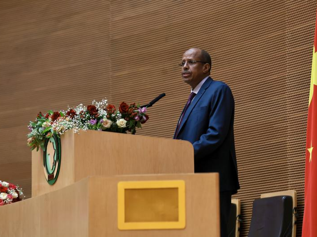 非盟委員會主席優素福在非盟總部出席首屆中非企業家高端論壇開幕式。（新華社）