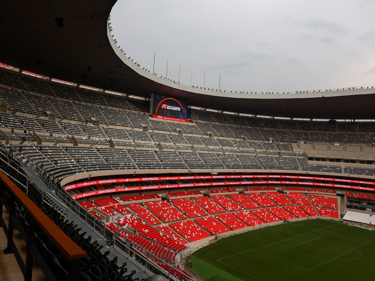 The Financial Times reports that US special envoy Paolo Zampolli has asked Fifa to replace Iran with Italy, who were eliminated in qualifying. Photo: Reuters