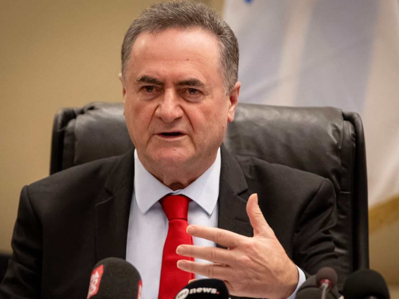 卡茨表示，以色列已做好重啟與伊朗戰爭的準備，正在等待美國開綠燈。（法新社資料圖片）