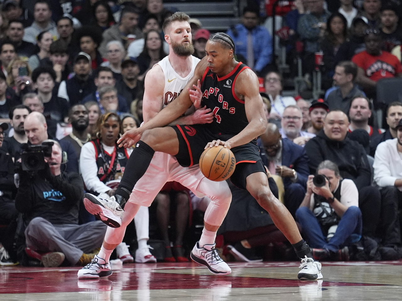 Scottie Barnes had 33 points and 11 rebounds in Toronto's 126-104 game three win over Cleveland at home. Photo: Reuters