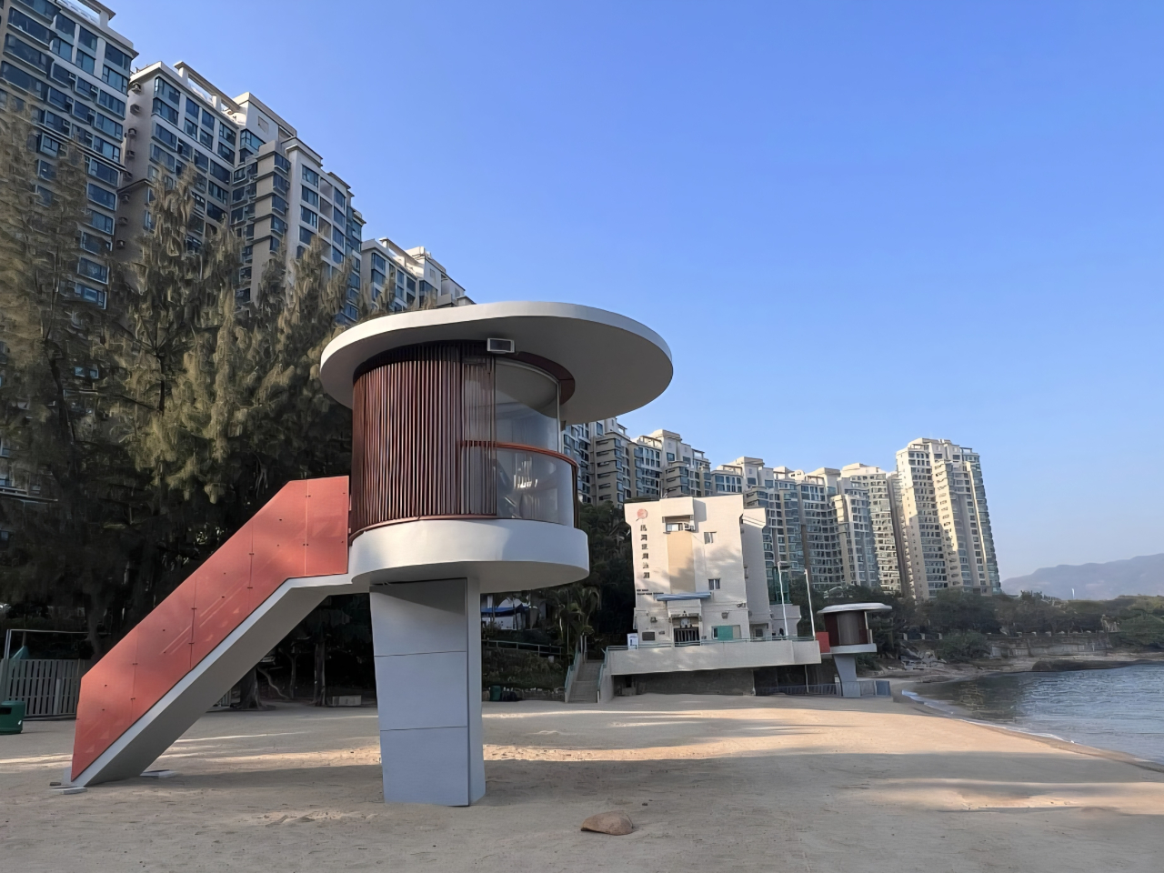 康文署邀請有興趣的商業機構或團體提交意向書，就三個泳灘及鯉魚門公園度假營，引入市場營運模式。（康文署網頁）